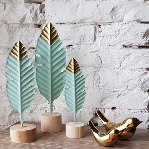 Modern Feather Wooden Decorations Simple Miniature Figurines for Living Room Table Office Home Decoration Accessories ► Photo 1/6