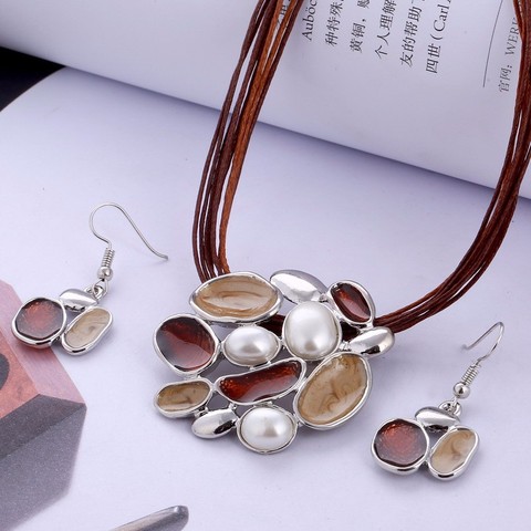 Fashion Simulated Pearl Jewelry Sets 2022 Leather Chain Enamel Gem Beads Jewelry Sets for Party Bridal Necklace Earrings Sets ► Photo 1/6