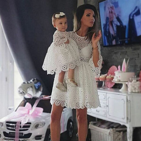 Fashion Family Matching Clothes Mother Daughter Dresses White Hollow  Floral Lace Dress Mini Dress Mom Baby Girl Party Clothes ► Photo 1/6