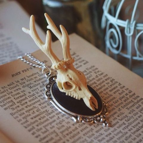 Original Designs 3D Deer Skull Cameo Necklace ► Photo 1/3