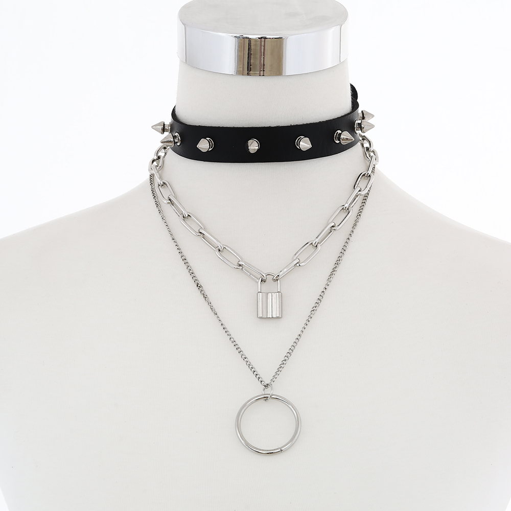 Punk padlock chain necklace / Women/men goth spiked choker collar / Bl