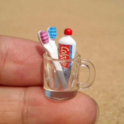 Cute dollhouse miniature mini cup toothpaste toothbrush forOB11 blyth barbies pullip 1/6 1/12 doll furniture accessories toy ► Photo 1/6