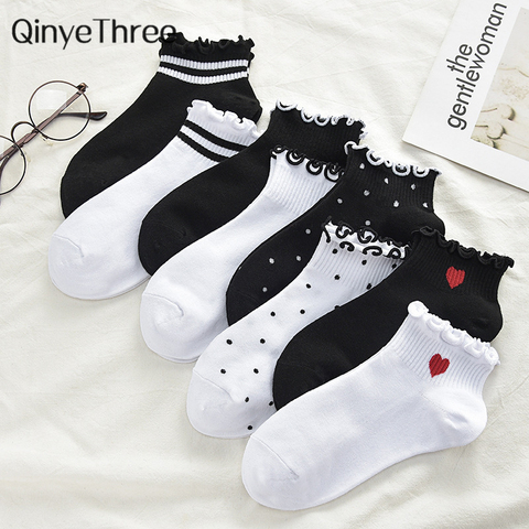 New women cotton cusual White Black socks Girls cute crimped ankle socks Stripes Dots Heart short Socks 34-40 ► Photo 1/6