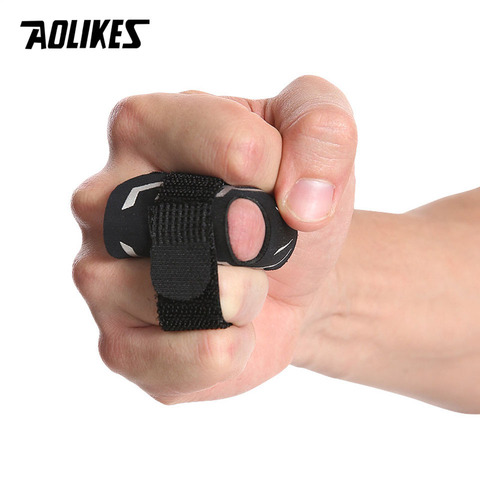 AOLIKES 1PCS Finger Splint Guard Bands Compression Breathable Finger Sleeve for Basketball Sport Aid Support Wrap Caps Protector ► Photo 1/1