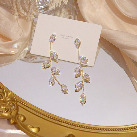 JUWANG Luxury 14K Real Gold Plated Leaves Earring Delicate Micro Inlaid Cubic Zircon CZ Stud Earrings Wedding Jewelry Pendant ► Photo 1/6