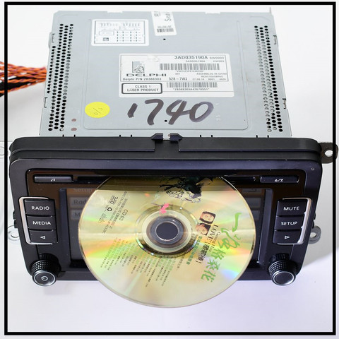 car radio RCD510 CD USB AUX RVC rear view camera For Golf 5 6 MK5 MK6  CC Tiguan passat with code 3AD 035 190 A ► Photo 1/6