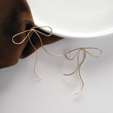 2022 Korean design fashion jewelry simple Golden silver color metal line bow earrings elegant female Stud earrings ► Photo 1/6