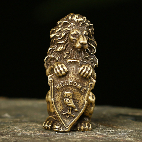 Antique Bronze Welcome Shiled Lion King Statue Home Feng Shui Decorations Lucky Copper Owl Miniature Figurines Table Ornaments ► Photo 1/6