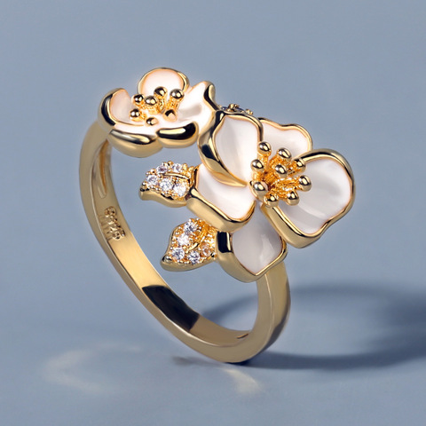 New Exquisite Small Fresh White Flower Ladies Ring Small Daisy Jewelry Ladies 925 Silver Handmade Enamel Ring Wedding Rings ► Photo 1/5