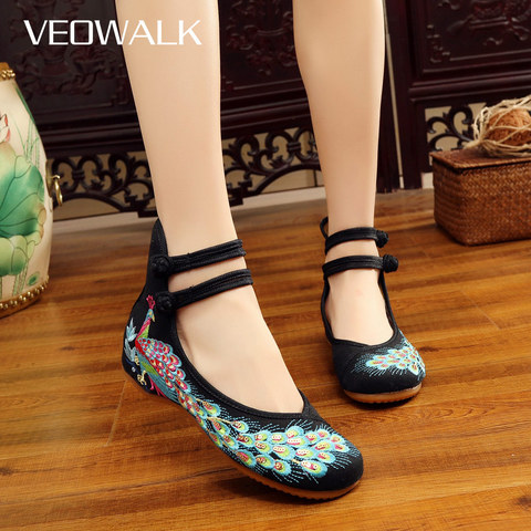 Veowalk Spring Handmade Woman Ballet Flats Shoes Sequined Peacock Embroidery Shoes Women Old Peking Casual Cloth Dancing Shoes ► Photo 1/6