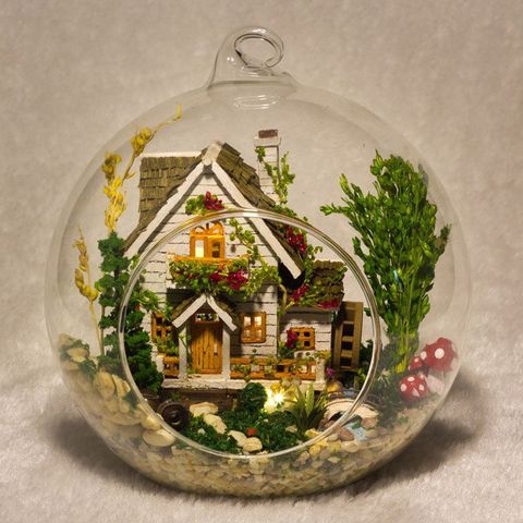 G015 DIY Doll House Forest Villa Glass Ball Dollhouse Handcraft Mini Creative Model Building Kits Wooden Furniture Handmade Gift ► Photo 1/6