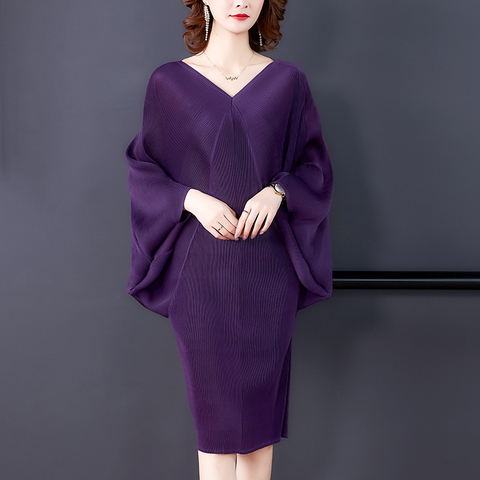 2022  V-neck Plus size women's dress Miyak folds Fashionable loose slim hem split bat sleeve bag hip mid-length dress ► Photo 1/6