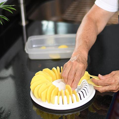 Microwave Oven Kitchen Potato Fruit Crisp Chip Maker Slicer Baking Tray Tool Potato Chips Maker Snack Maker DIY Set ► Photo 1/6