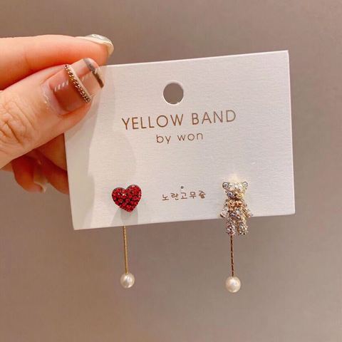 Fashionable cute asymmetric red love imitation pearl bear earrings light luxury creative gift Korean earrings for women. ► Photo 1/6