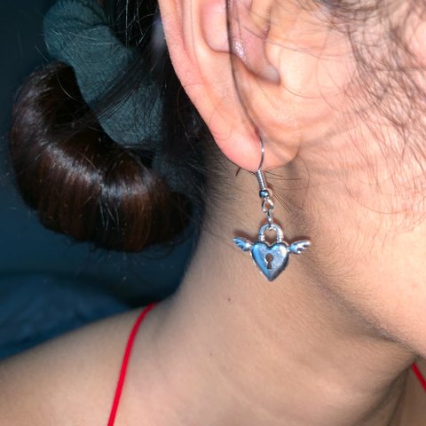 antique silver color vintage angel wing earrings lock heart dangle earrings long fashion bijoux femme zinc alloy nickel free new ► Photo 1/6