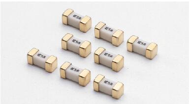 SMD FUSE 1808 LF100MA/LF125MA/LF200MA/LF250MA/LF500MA/LF1A/LF2A/LF3A/LF4A/LF5A/LF6.3A/LF7A/LF8A/LF10A/LF12A/LF15A NEW ORIGINAL ► Photo 1/1