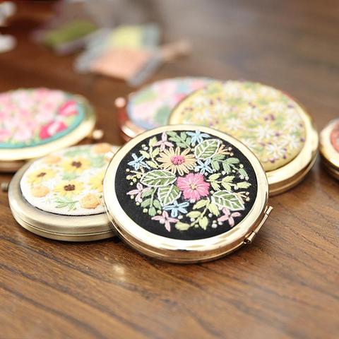 DIY Embroidery Mirror Handcraft Needlework Cross Stitch Kit Mini Round Makeup Mirror Double-Sided Mirror Material Package ► Photo 1/6