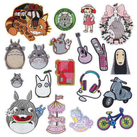 Japan Anime Embroidered Iron On Patch DIY No Face Man Rabbit bear Handmade Crochet Sew On Patch Clothes Appliques ► Photo 1/6