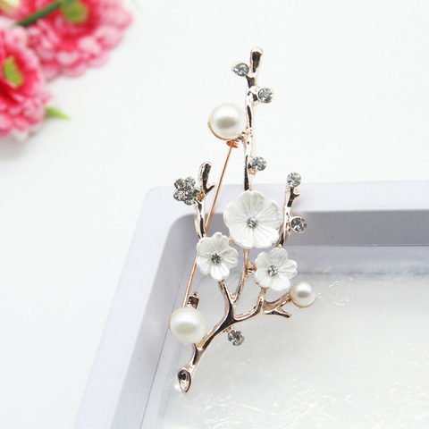 Handmade Natural Plum Blossom Brooches Pins For Women Vintage Freshwater Pearl Brooch Bouquet For Wedding Party ► Photo 1/6