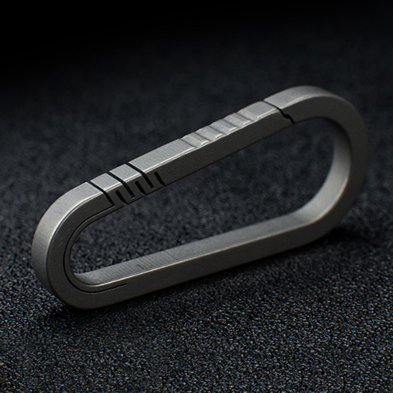 Lightweight Titanium Alloy Keychain Backpack Hanging Buckle Outdoor Carabiner Outdoor Carabiner Rust-proof Quick Rebound ► Photo 1/6