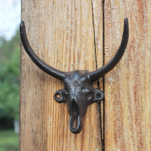 Vintage Bull Head Cast Iron Wall Hook With 2 Hangers American Country Farm Accents Home Garden Decor Wall Mounted Keys Hooks ► Photo 1/6