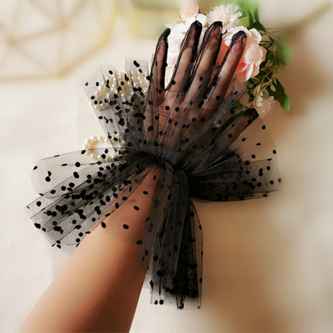 Short Sheer Tulle Gloves Wedding Bride Dress Gloves Fashion White Black Dot Transparent Mitten Wrist Length Bridal Gloves Women ► Photo 1/6