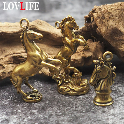 Vintage Brass Zodiac Horses Keyring Pendant Handmade International Chess Horse Head Keychain Hanging Jewelry Car Key Chain Gifts ► Photo 1/6