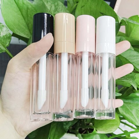 New Hot Sale 8ml Thick Wall Clear Lipgloss Tube Big brush Cosmetic Lip Gloss Packaging Container with White Black Lid ► Photo 1/6