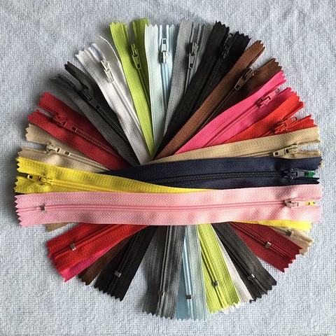 100 piece Lot 3# Nylon Zipper Zip For Sewing Bags 12 / 15 / 20 / 25 / 30 / 35 / 40 / 45 / 50 / 55 / 60 cm Ziper Zips For Clothes ► Photo 1/6