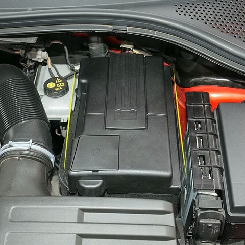 For Volkswagen VW Golf Sportsvan 2013-2022 Golf MK7 2015 Car Engine Battery Protection Cap Dustproof Cover Positive Negative ► Photo 1/6