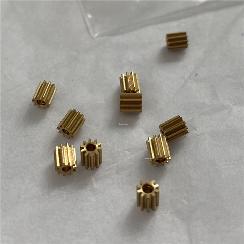 10x Mini copper brass gear 0.3M 10T Teeths mini 1.48 1.5mm 1.98 2mm bore diameter Toys Model DIY ► Photo 1/2