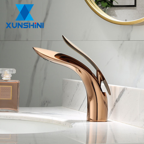 XUNSHINI Luxury Bathroom Faucet Rose Gold Waterfall Basin Faucet Single Hole Cold and Hot Water Tap Basin Faucet Mixer Taps ► Photo 1/6