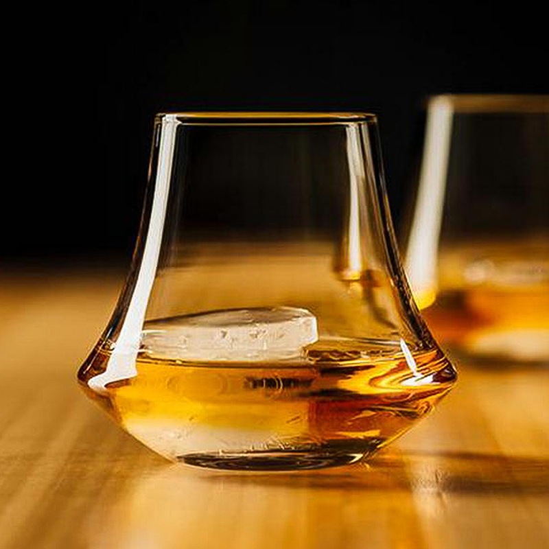 https://alitools.io/en/showcase/image?url=https%3A%2F%2Fae01.alicdn.com%2Fkf%2FHLB1M1nCXPzuK1RjSsppq6xz0XXag%2FCrystal-Whisky-Glass-Clear-Spinning-Top-Wine-Decanter-Wine-Cup-Burgundy-Whisky-Beer-Drinking-Home-Bar.jpg