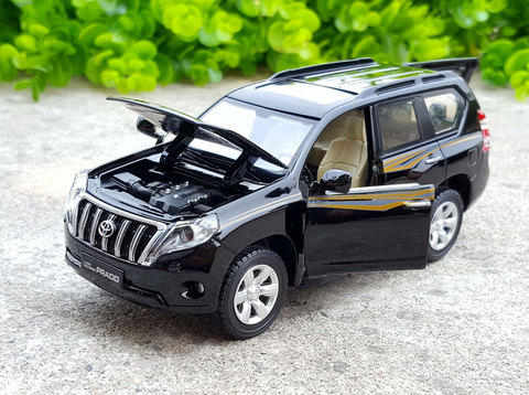 1:32 Scale For TOYOTA LAND CRUISER PRADO Diecast Alloy Metal SUV Off-road Car Model Collection Model Sound&Light Toys Vehicle ► Photo 1/6