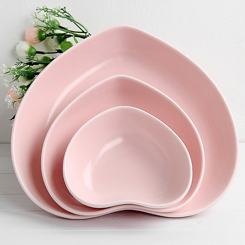 Cutlery / Heart Shaped Ceramic Plate Plate Deep Pink Romantic Lover Of Cake Plate Of Fruit Dessert Plate 5 * 6.5 * 9 Inches ► Photo 1/1