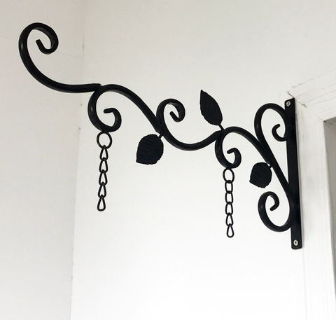 Office Home Hanging Sign Bracket Outdoor Black Iron Decorative Black Metal Scroll Brackets for Door Signs Hot Sale Door Plates ► Photo 1/6