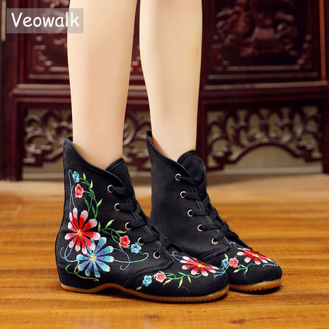 Veowalk Retro Women Embroidered Cotton Lace-up Short Flat Boots,Autumn Ladies Casual Chinese Embroidery Shoes Comfort Booties ► Photo 1/6