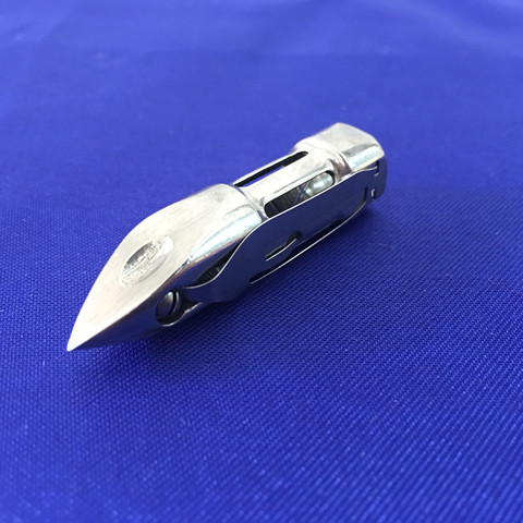 Sewing Machine Shuttle, Bullet Bobbin Case Will Fit Singer Vintage 27~28~127~128  83505  AA7095 ► Photo 1/1
