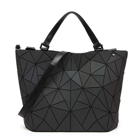 ladies Luminous bao bag geometric bags for women 2022 Quilted Shoulder Bags Laser Plain Folding female Handbags bolsa feminina ► Photo 1/6