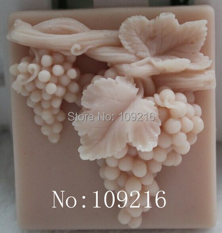 wholesale!!!1pcs The Grape Bunches (zx012) Silicone Handmade Soap Mold Crafts DIY Mold ► Photo 1/1