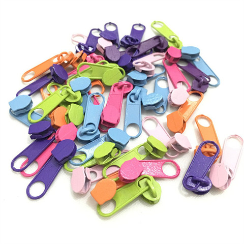 25Pcs/lot Bright Color 3# Nylon Zipper Slider Fashion Zipper Puller DIY Handwork Bag Close-End  AA7661 ► Photo 1/3