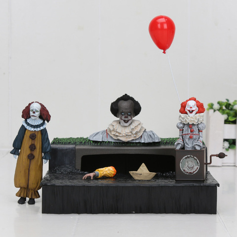 NECA Stephen King's IT Pennywise Action Figure accessories lot (no