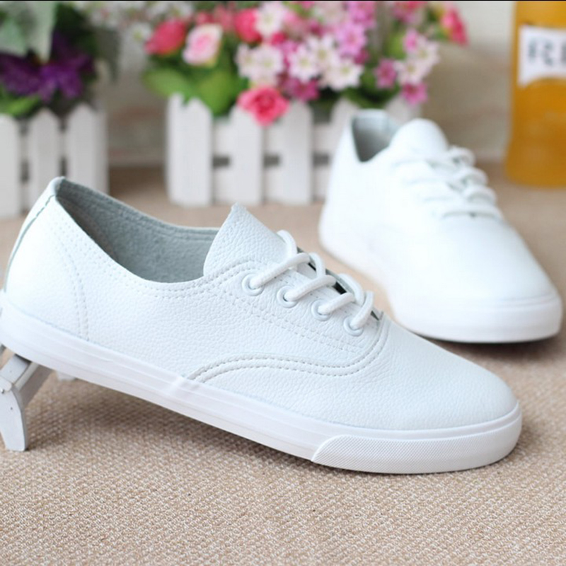 Flat Casual Shoes Comfortable Leather Non-Slip Lacing Womens Shoes.