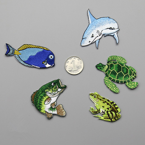 1 Piece Embroidered Fish Tortoise Patches For Clothing Iron On DIY Patches Applique Stickers Clothes Sew Badges Patchwork ► Photo 1/6