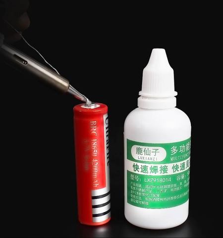 Powerful rosin soldering agent No-clean flux Stainless steel white steel plate iron 18650 battery welding water liquid flux ► Photo 1/3