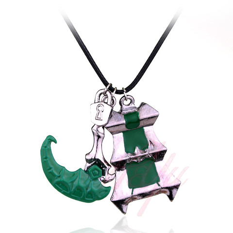 Hot Game League Of Legend LOL Thresh Weapon Pendant Lantern and Sickle Keychain Pendant Key Ring Enamel Charm Cosplay Jewerly ► Photo 1/5
