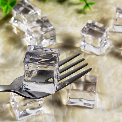 5PC/Set Photography Props Fake Ice Cubes Reusable Artificial Acrylic Crystal Cubes Whisky Drinks Display Wedding Party Decor ► Photo 1/6