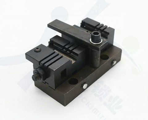 Clamp For DEFU -339C Or DEFU-998C Key Cutting Machine Parts Locksmith Tools ► Photo 1/6