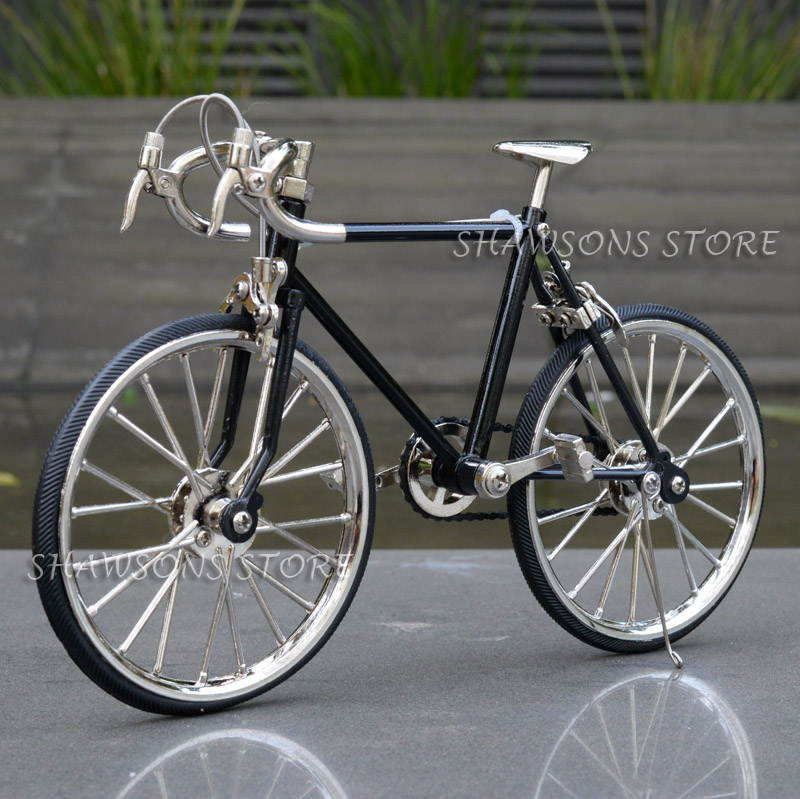 DIECAST MODEL COLLECTIONS RACING BIKE BICYCLE REPLICA TOY 