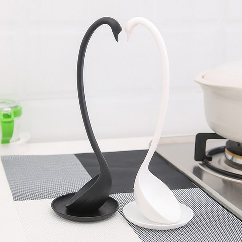 1SET Swan Ladle Spoons Unique Swan Shaped PP Ladle Special Swan Spoon Useful Kitchen Cooking Tool Plastic Ladle Worldwide KW 020 ► Photo 1/6